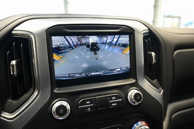 Used 2021 GMC Sierra 1500 SLT w/ SLT Premium Package image 19