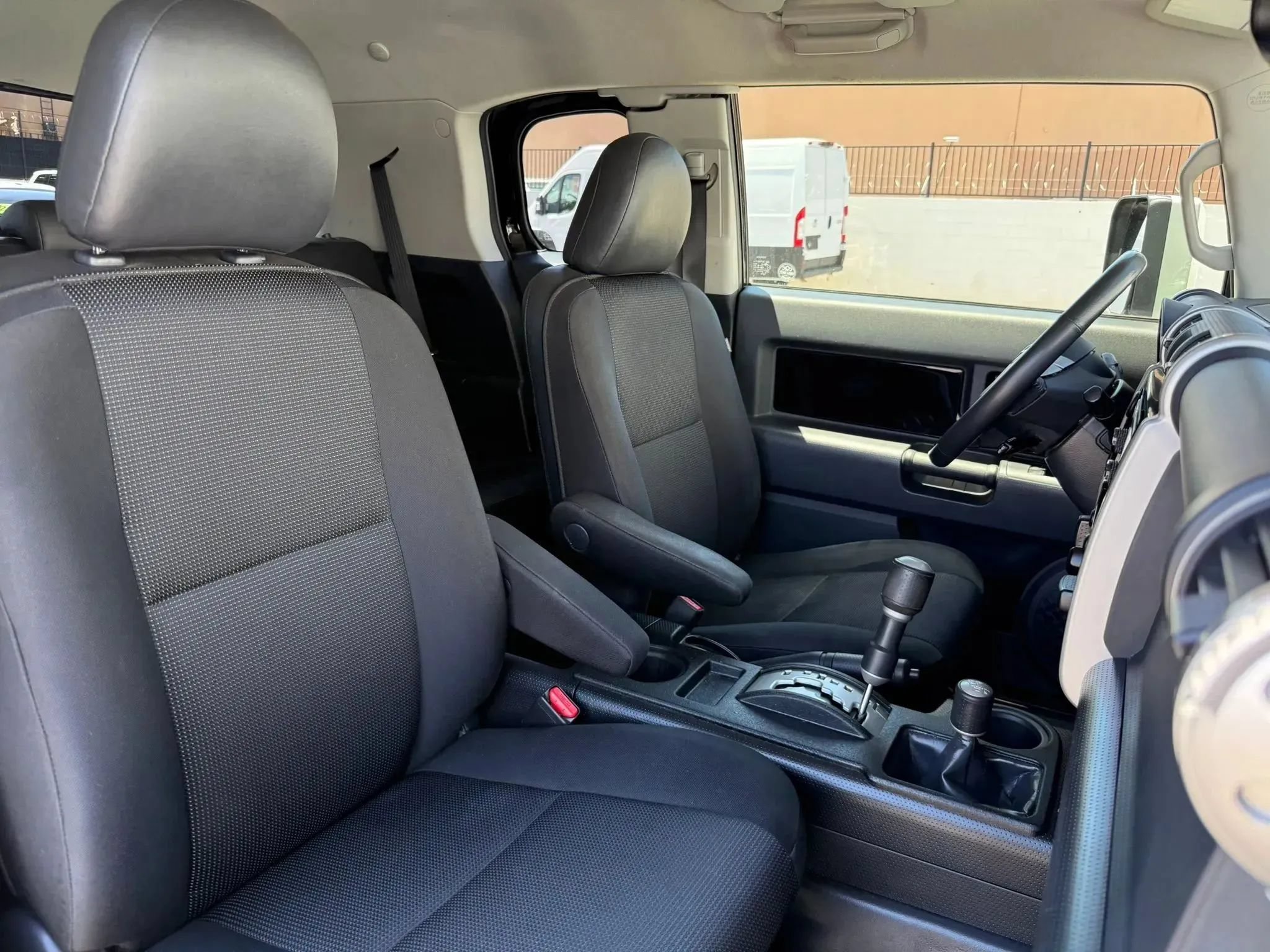 Used 2014 Toyota FJ Cruiser 4WD w/ Upgrade Package image 16