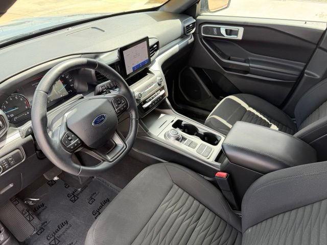 Certified 2020 Ford Explorer XLT RWD image 12