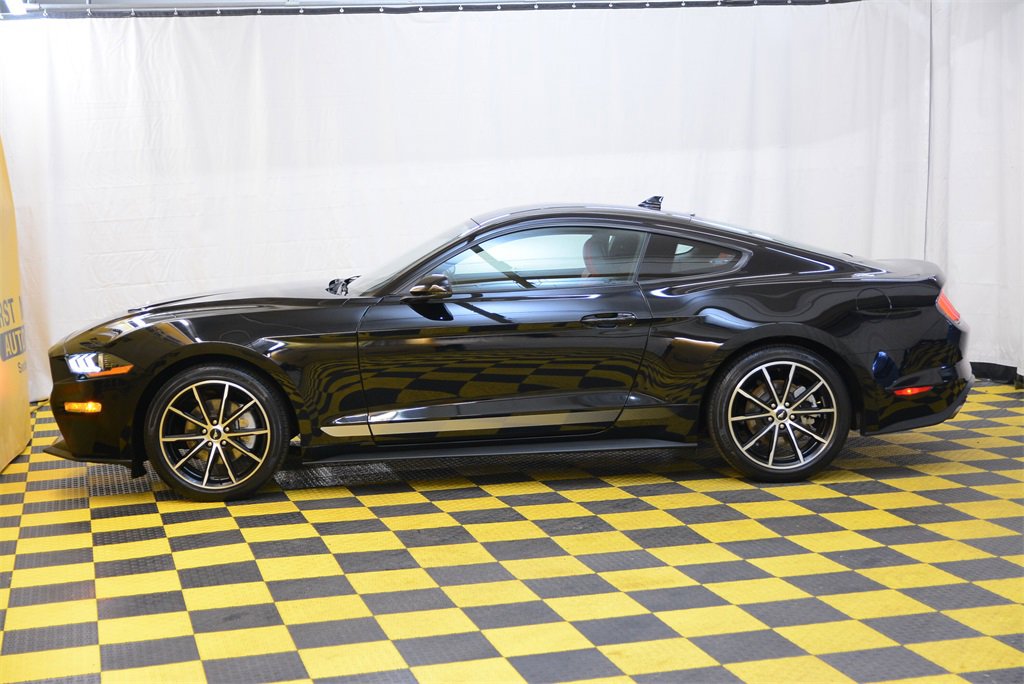 Used 2022 Ford Mustang Premium w/ Equipment Group 201A image 7