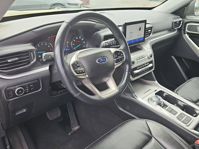 Used 2023 Ford Explorer XLT w/ Equipment Group 202A image 19