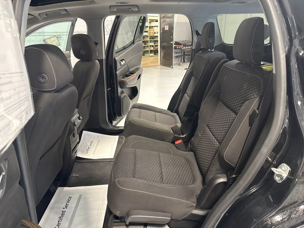 Used 2017 GMC Acadia SLE w/ Driver Alert Package I AWD/4WD image 39