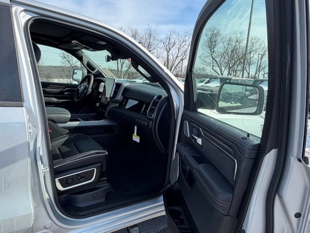 New 2026 RAM 1500 Laramie AWD/4WD image 27