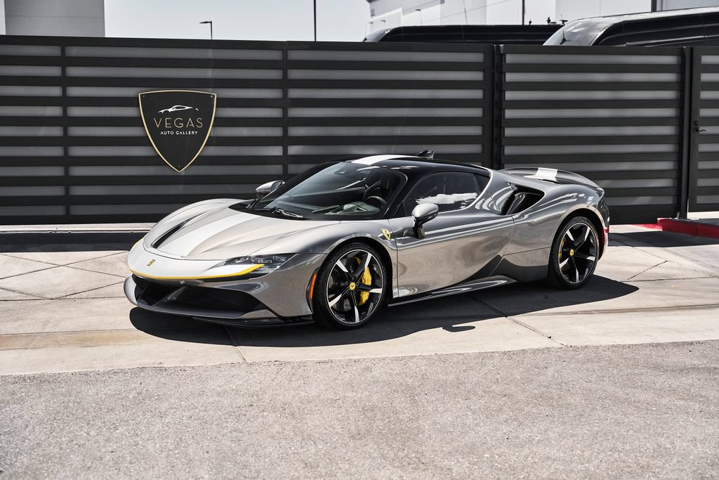 Used 2021 Ferrari SF90 Stradale AWD/4WD image 5