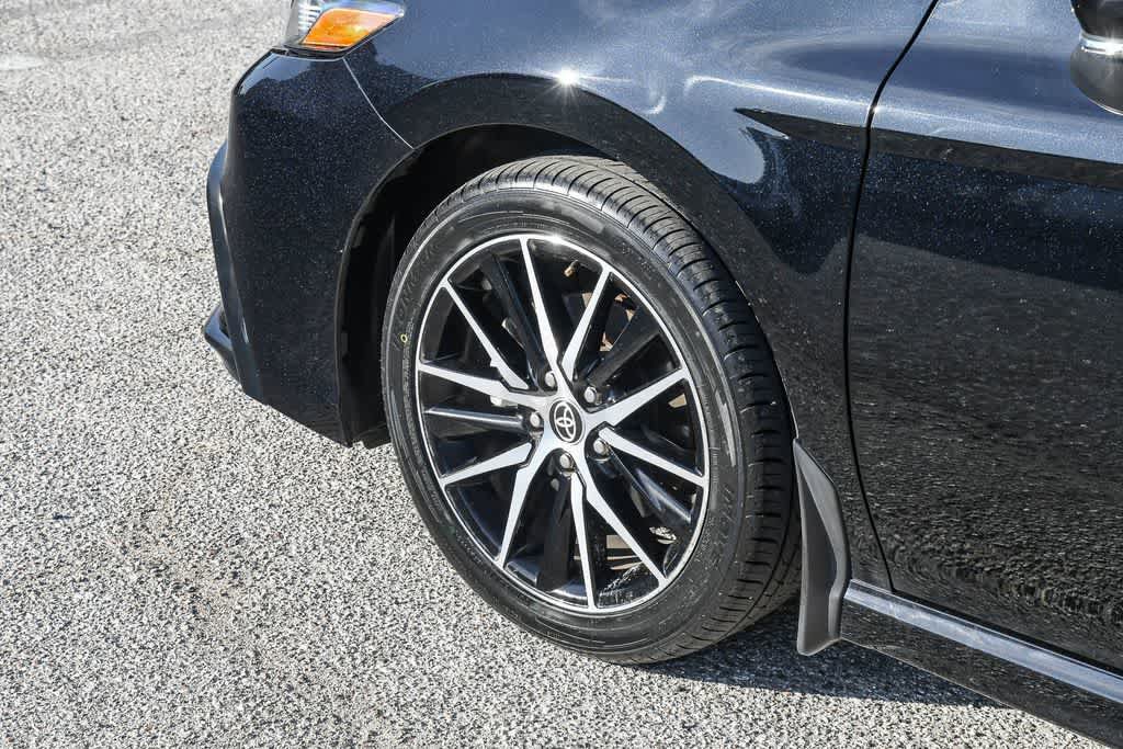 Used 2023 Toyota Camry SE FWD image 10