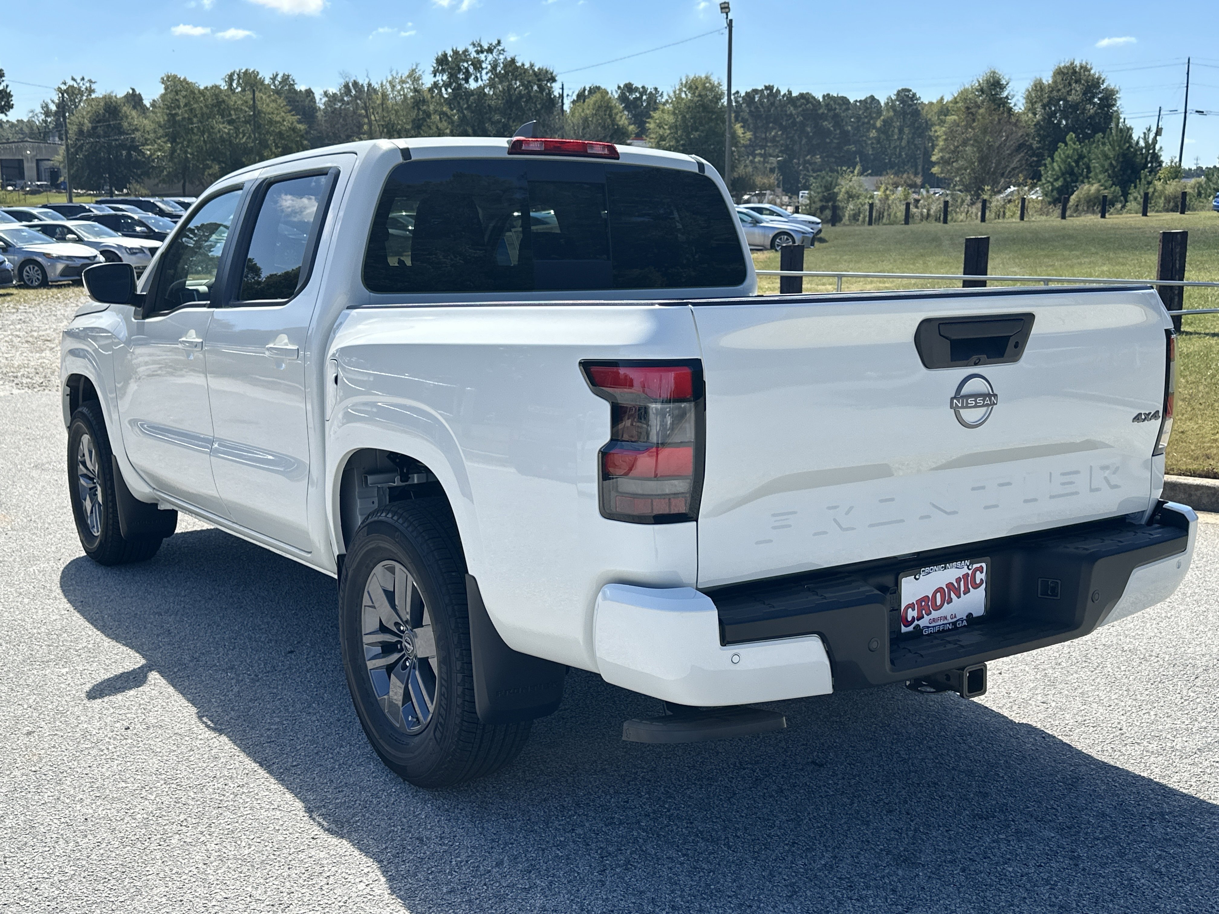 New 2026 Nissan Frontier SV w/ Tow Package image 7