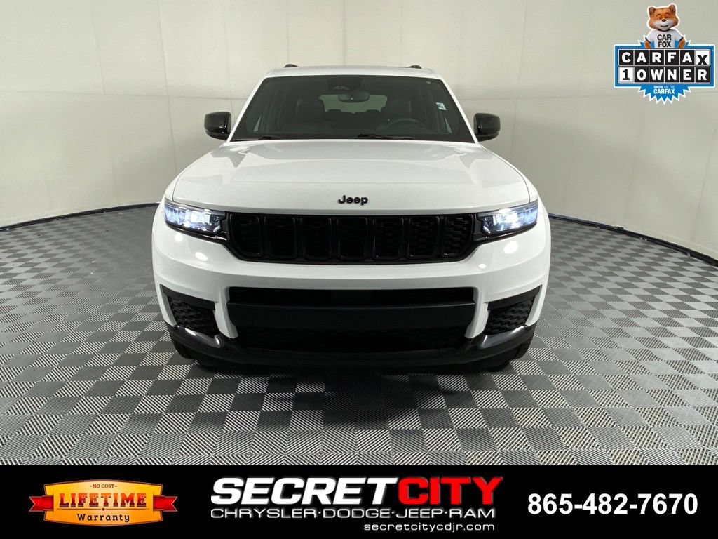 Used 2023 Jeep Grand Cherokee L Laredo AWD/4WD image 2