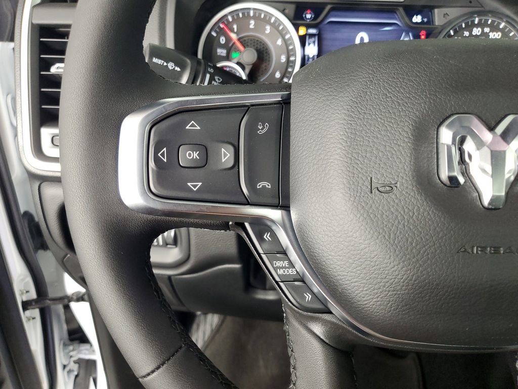 New 2026 RAM 1500 4x4 Crew Cab image 25