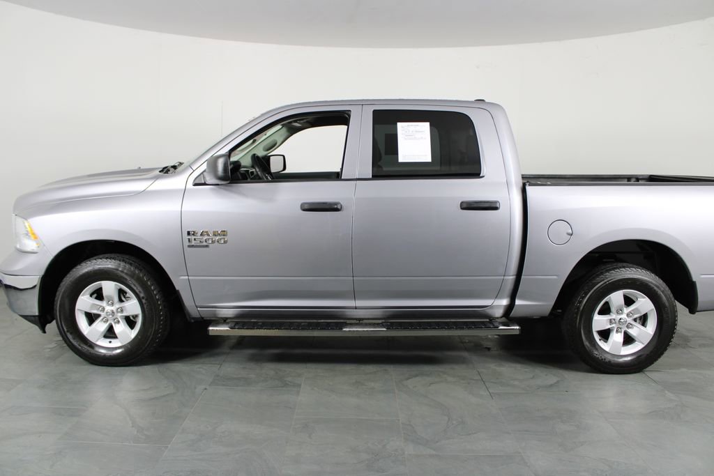 Used 2022 RAM 1500 Classic SLT image 13