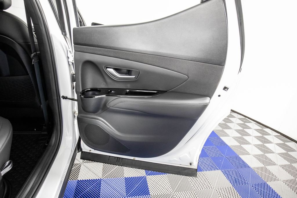 Used 2024 Hyundai Santa Cruz Limited image 16