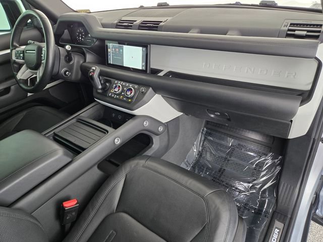 Used 2020 Land Rover Defender 110 HSE AWD/4WD image 18