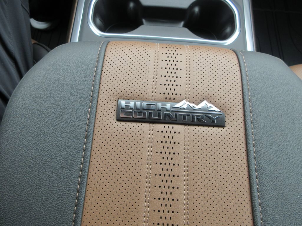 New 2026 Chevrolet Silverado 3500 High Country w/ High Country Premium Package image 32