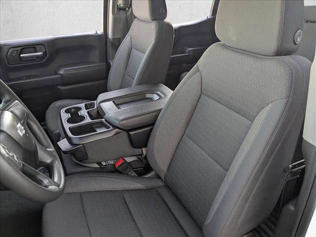 Certified 2025 Chevrolet Silverado 1500 Custom Trail Boss w/ LPO, Dark Essentials Package image 16