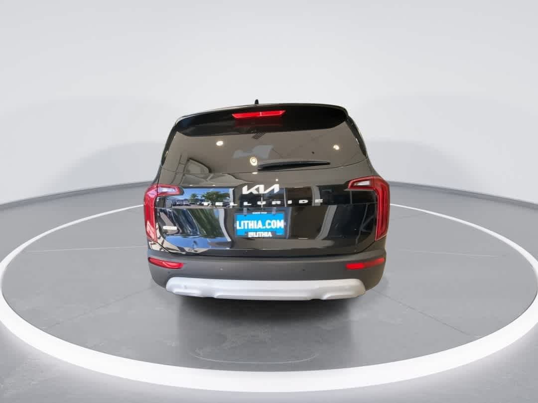 Used 2022 Kia Telluride LX AWD/4WD image 7