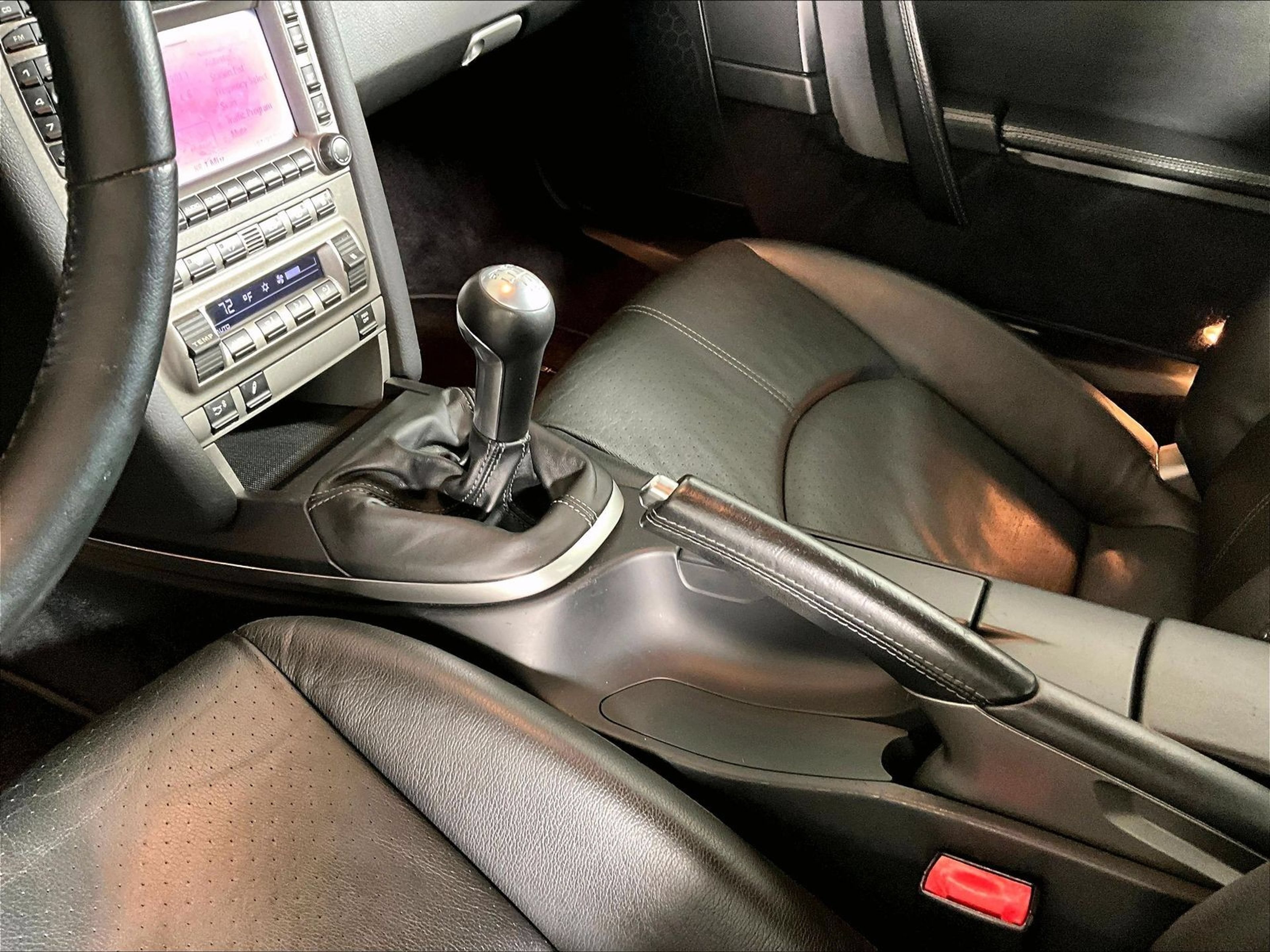 Used 2005 Porsche 911 Carrera S RWD image 15