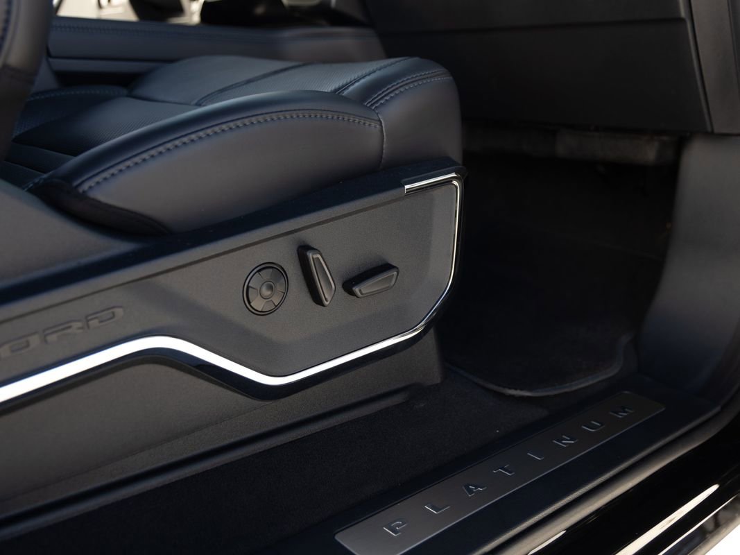 Used 2026 Ford F350 Platinum image 30
