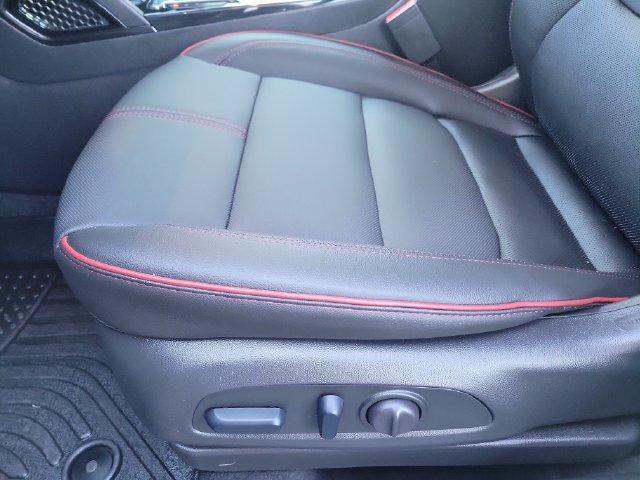 Used 2024 Chevrolet TrailBlazer RS w/ Convenience Package FWD image 22