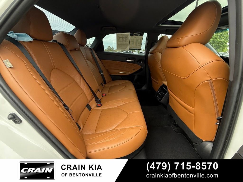 Used 2022 Toyota Avalon Limited w/ Advanced Safety Package FWD image 30