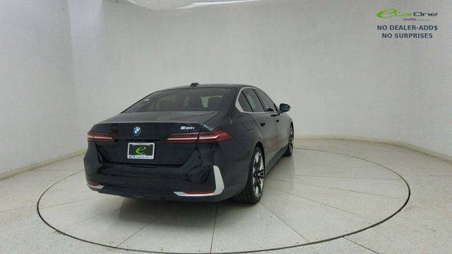Used 2024 BMW 530i image 67