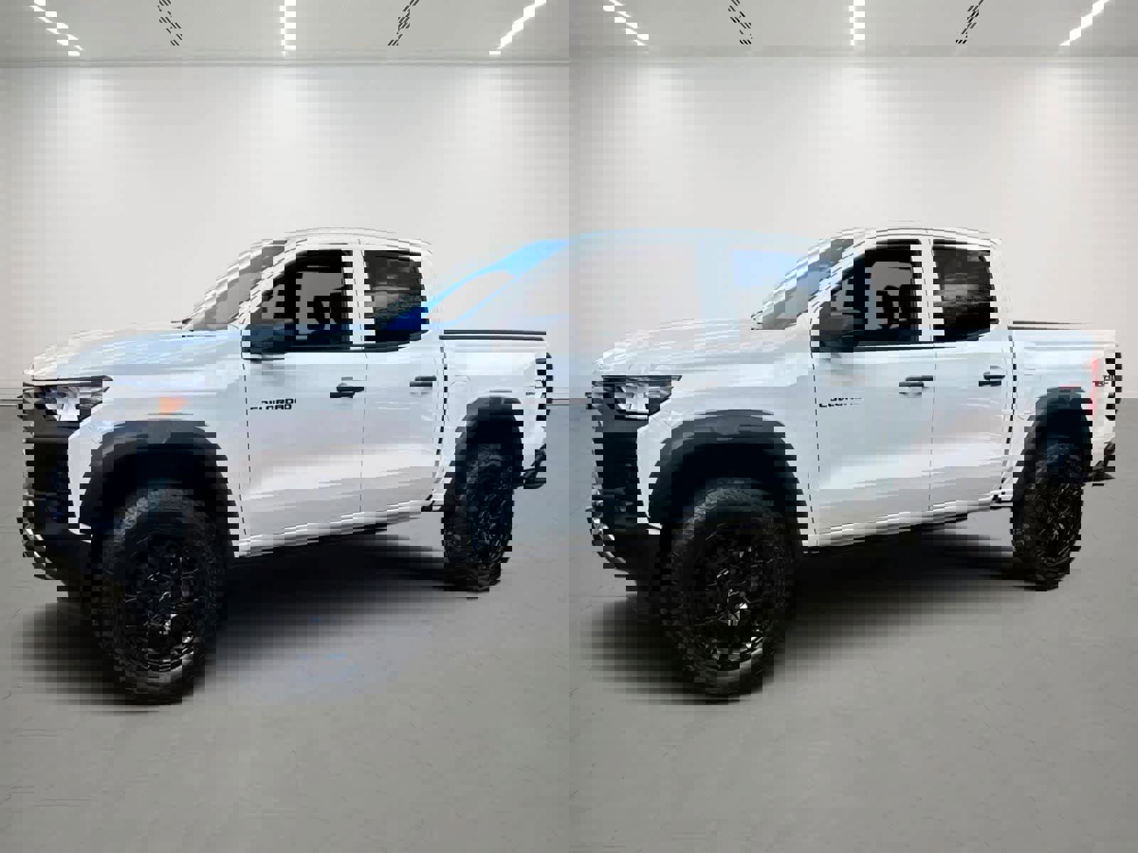 Used 2023 Chevrolet Colorado Trail Boss w/ LPO, Dark Essentials Package image 2