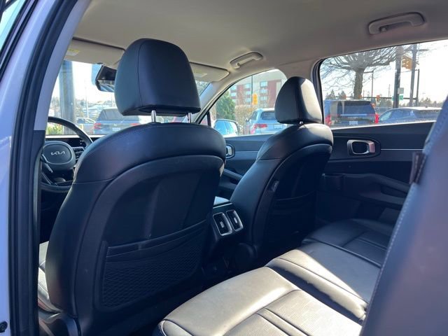 Certified 2024 Kia Sorento S image 12