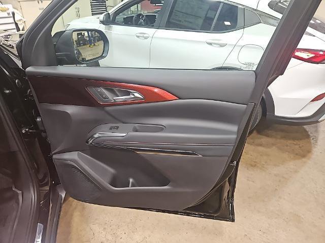 New 2026 Chevrolet Traverse Z71 w/ Driver Confidence Package image 28