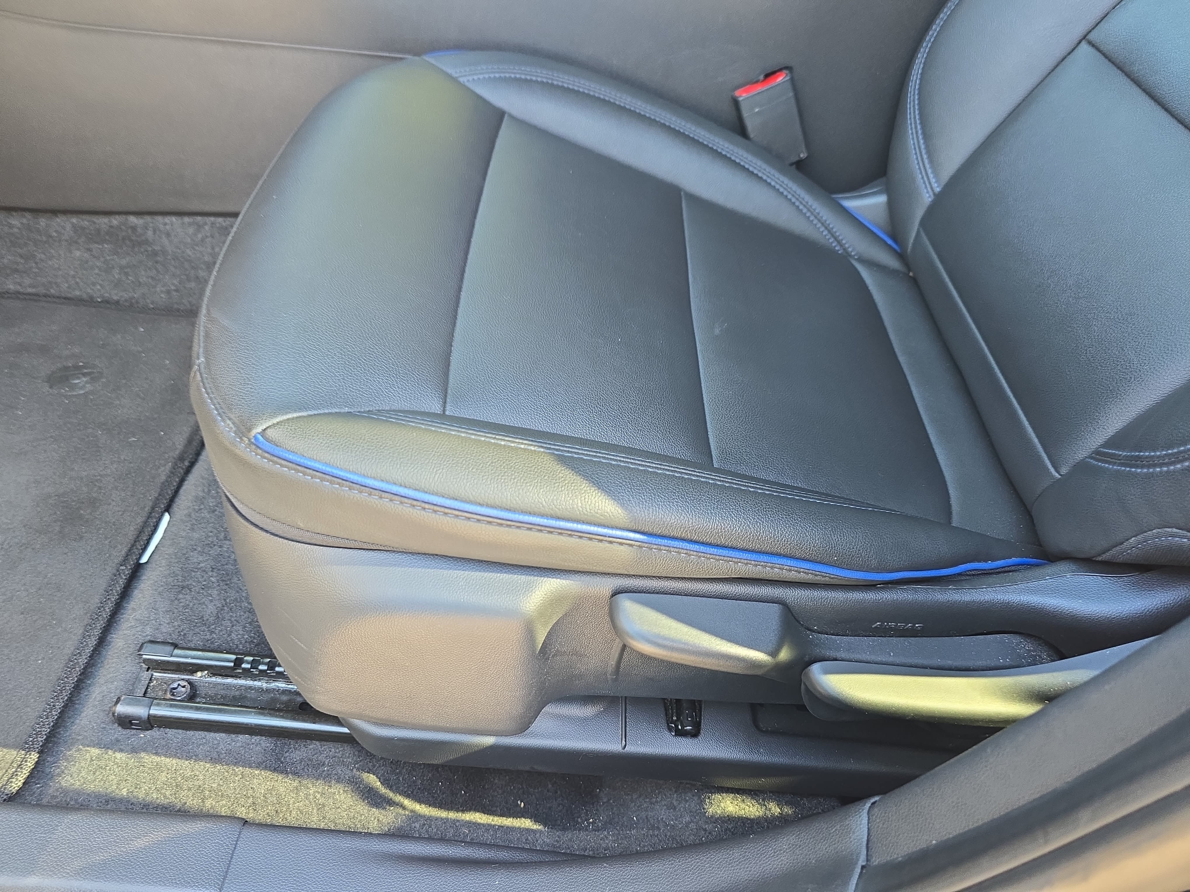 Used 2025 Buick Envista Sport Touring FWD image 28