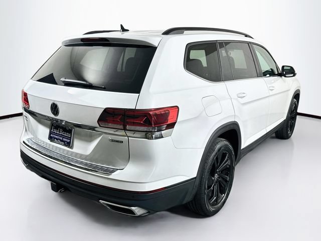 Certified 2023 Volkswagen Atlas SE w/ Black Wheel Package AWD/4WD image 8