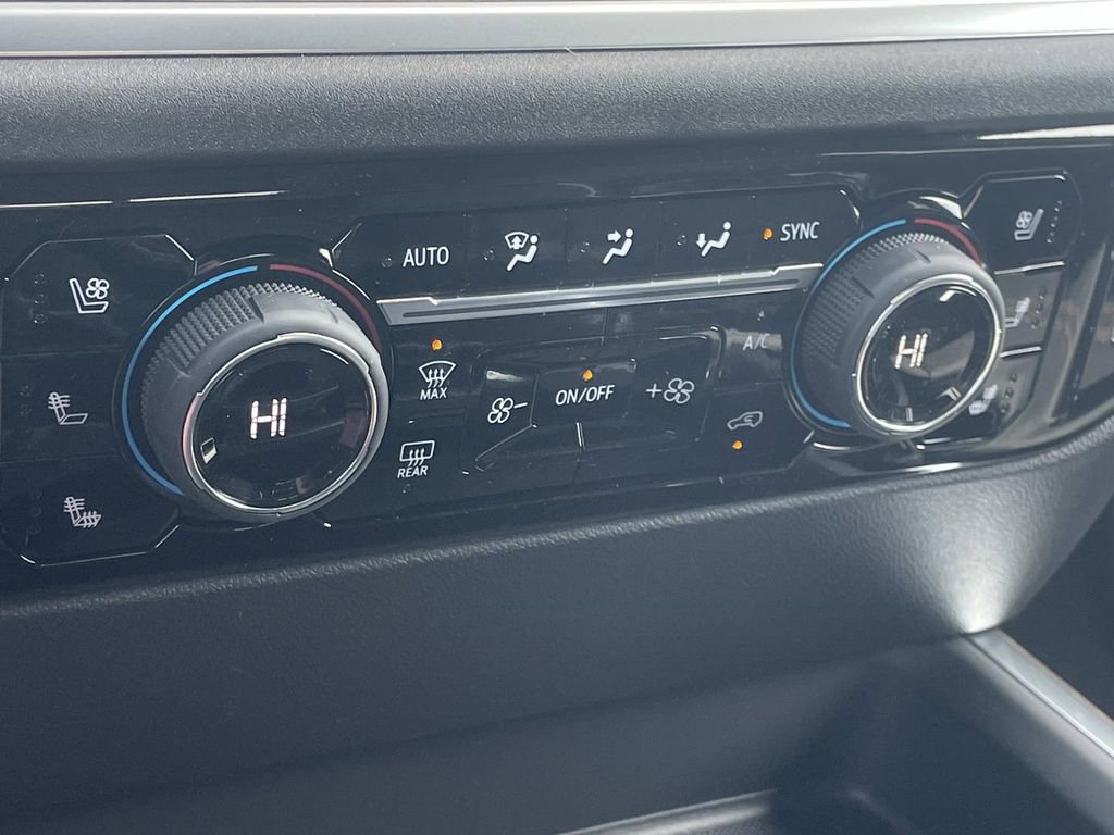 New 2026 Chevrolet Silverado 3500 High Country w/ High Country Premium Package image 22