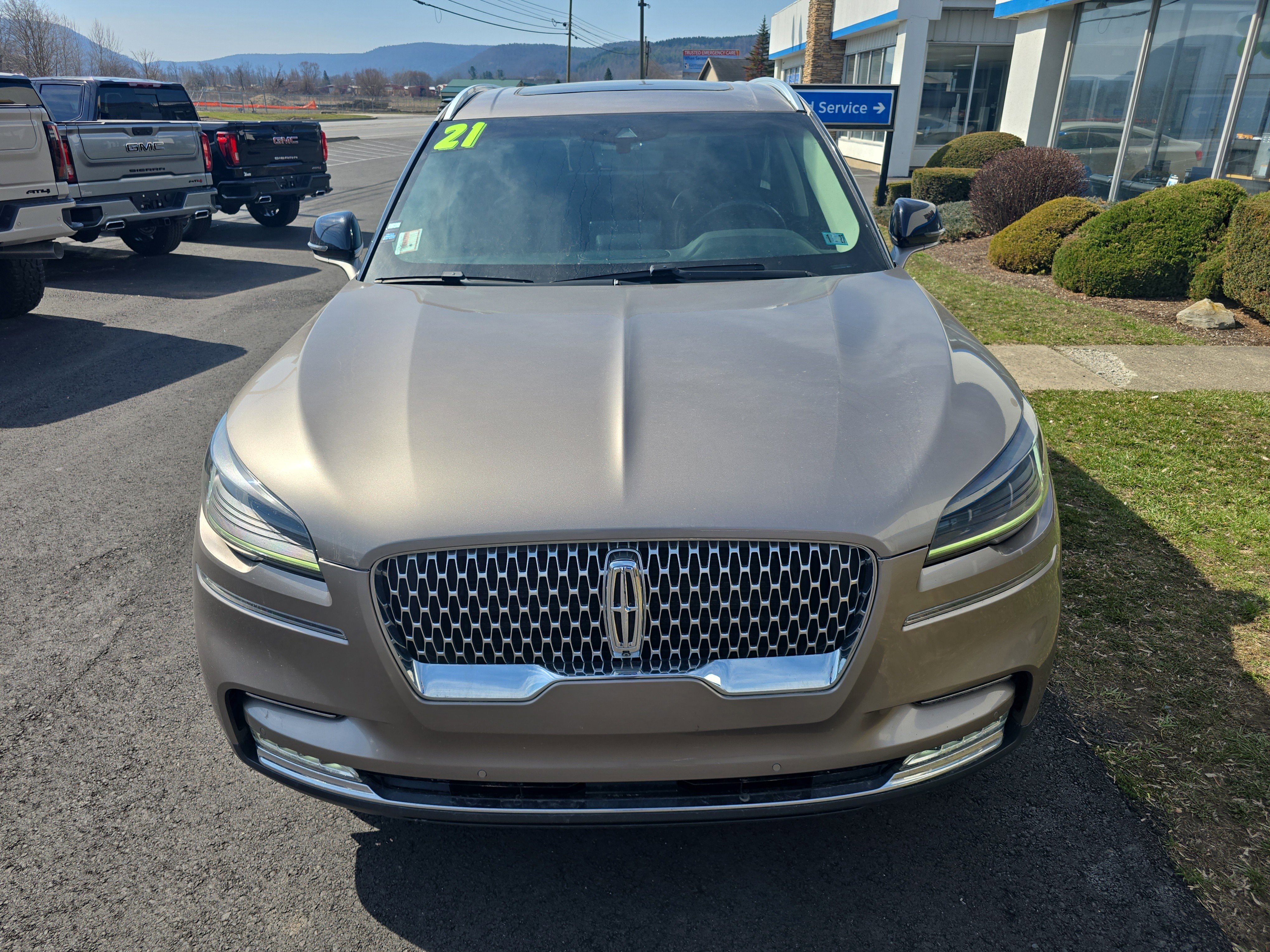 Used 2021 Lincoln Aviator Reserve w/ Elements Package Plus image 9