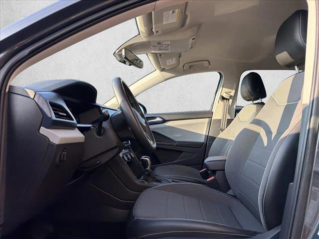 Used 2023 Volkswagen Taos SE image 11