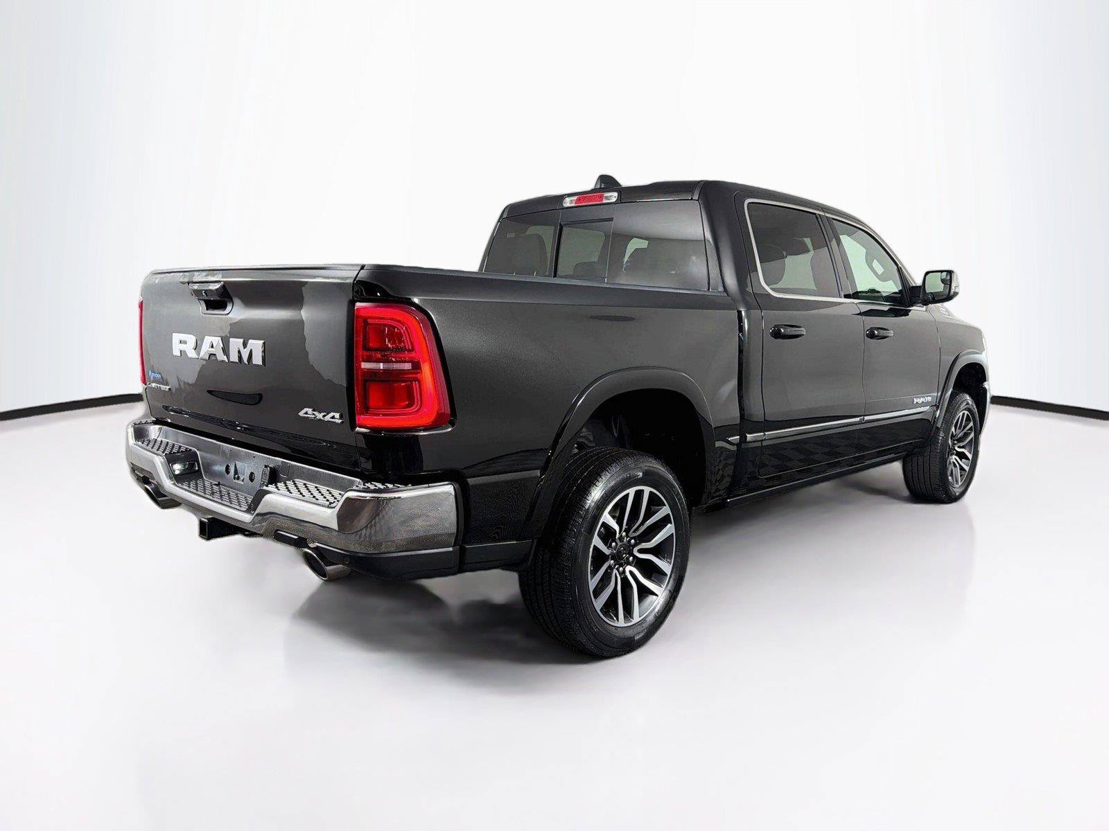 Used 2026 RAM 1500 Limited AWD/4WD image 11