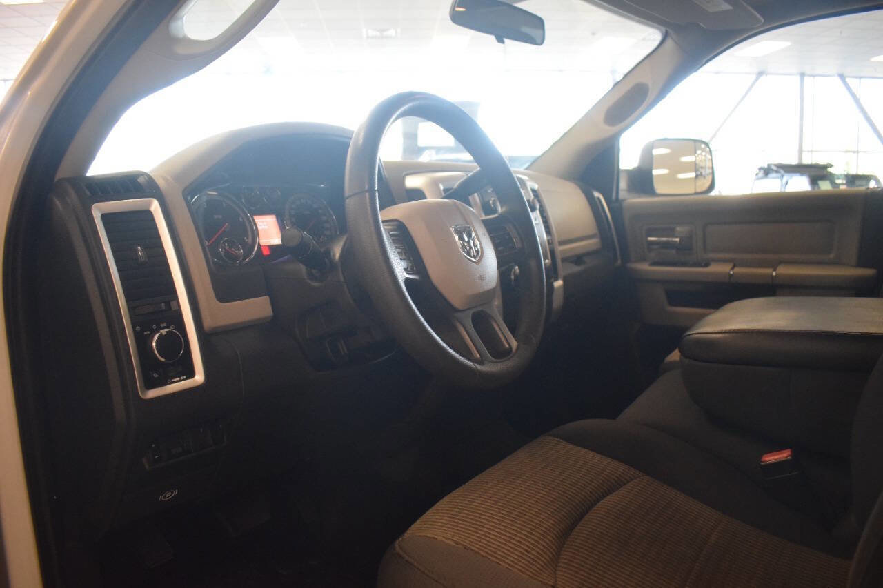 Used 2012 RAM 2500 SLT AWD/4WD image 40
