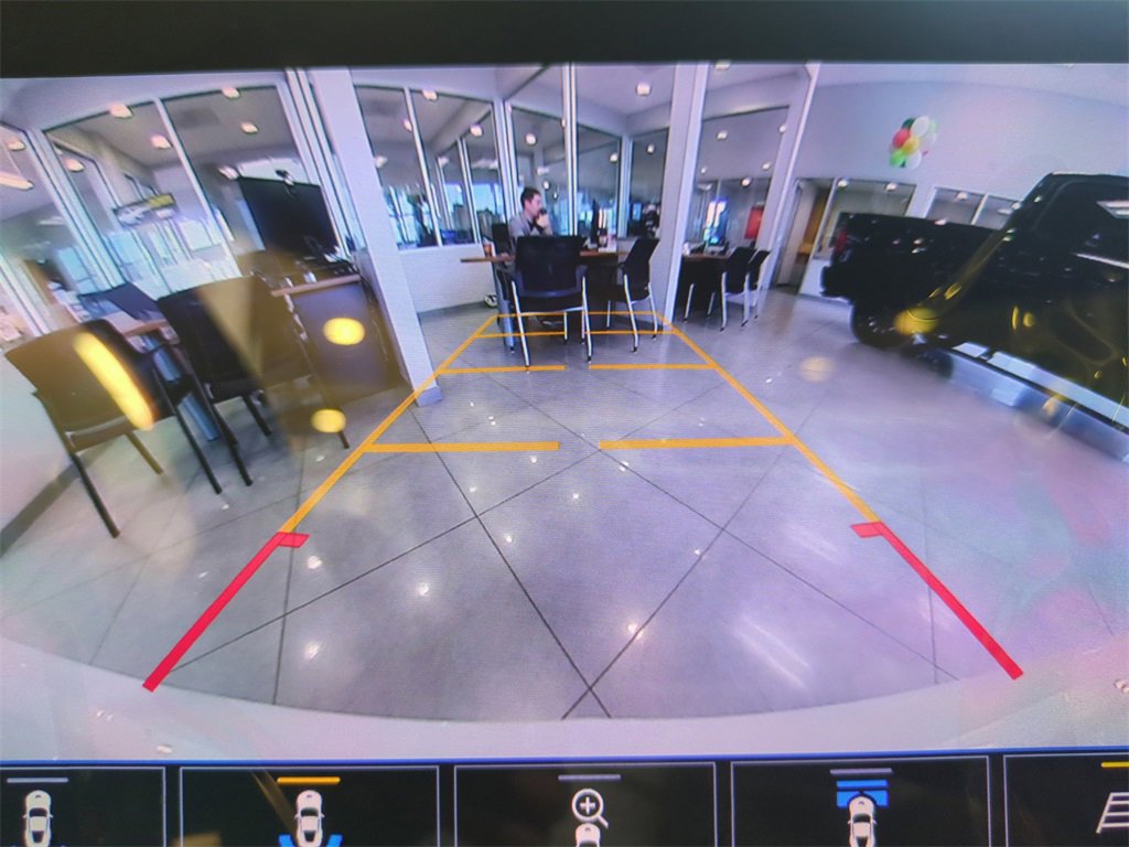 Used 2023 Chevrolet Corvette Stingray w/ Z51 Performance Package image 23