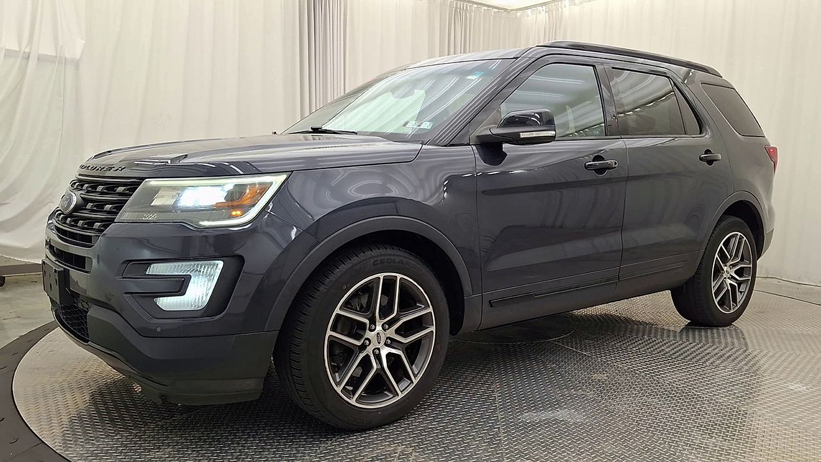 Used 2017 Ford Explorer Sport w/ Equipment Group 401A AWD/4WD image 10