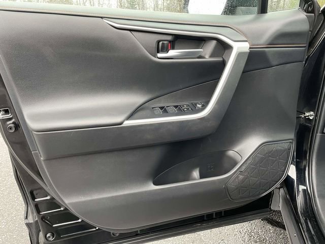 Used 2024 Toyota RAV4 Adventure image 17