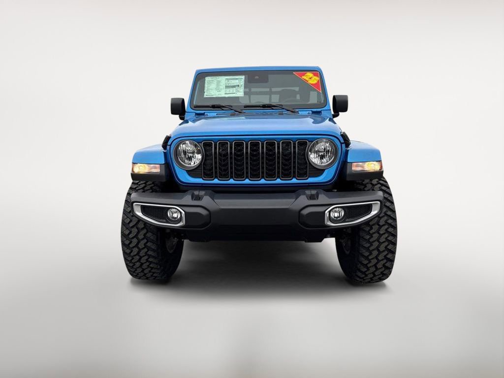 New 2025 Jeep Gladiator Sport image 10