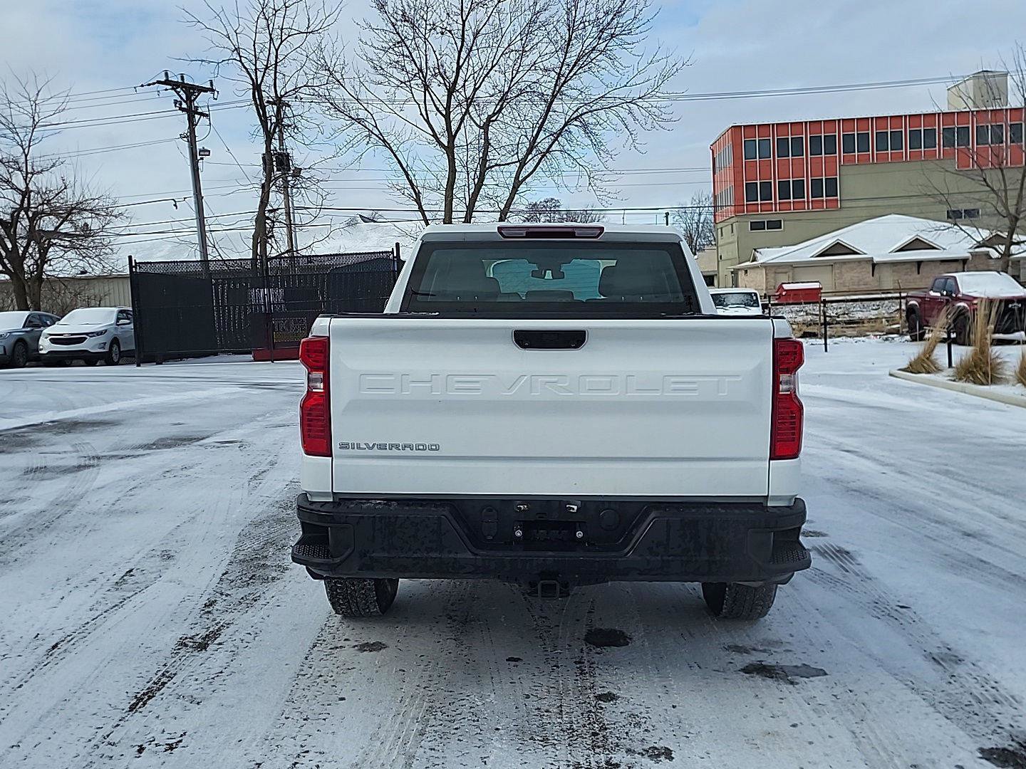 Used 2024 Chevrolet Silverado 1500 W/T w/ Z71 Off-Road Package image 4