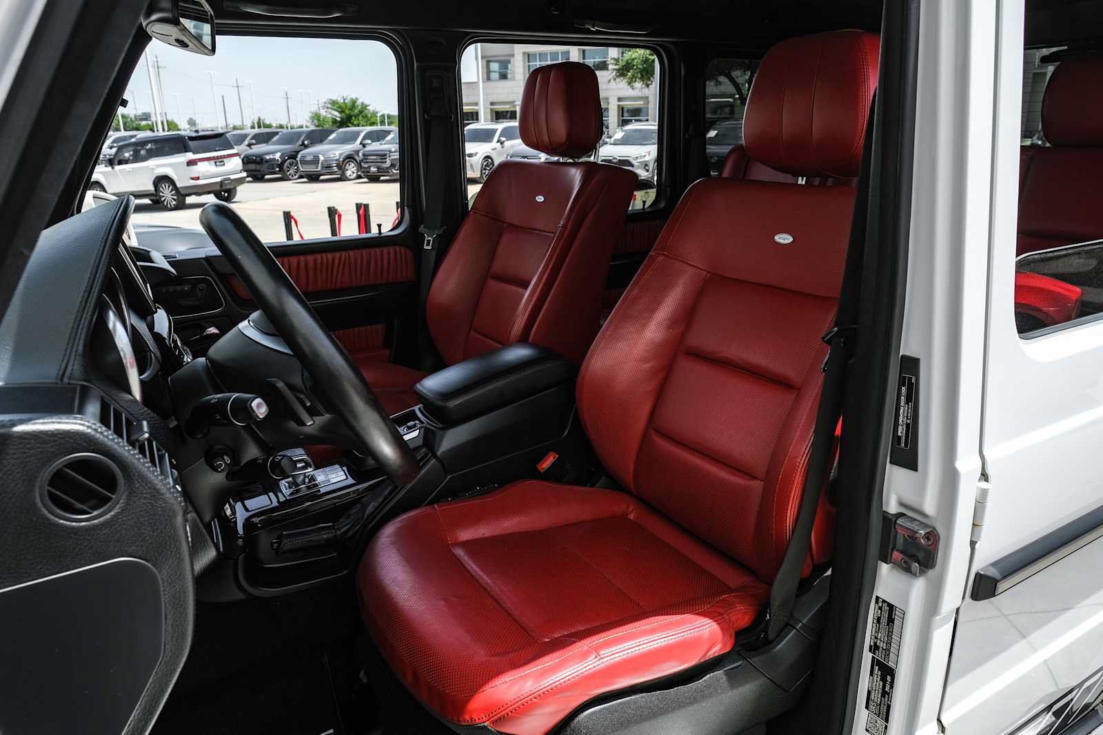 Used 2016 Mercedes-Benz G 63 AMG 4MATIC image 27