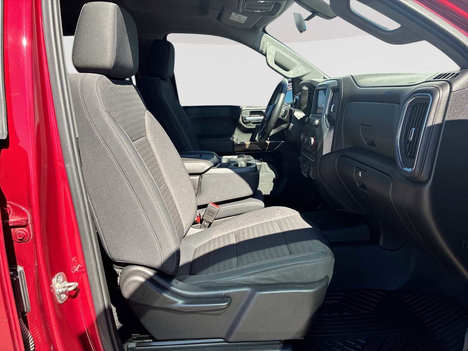 Certified 2020 Chevrolet Silverado 1500 RST image 27