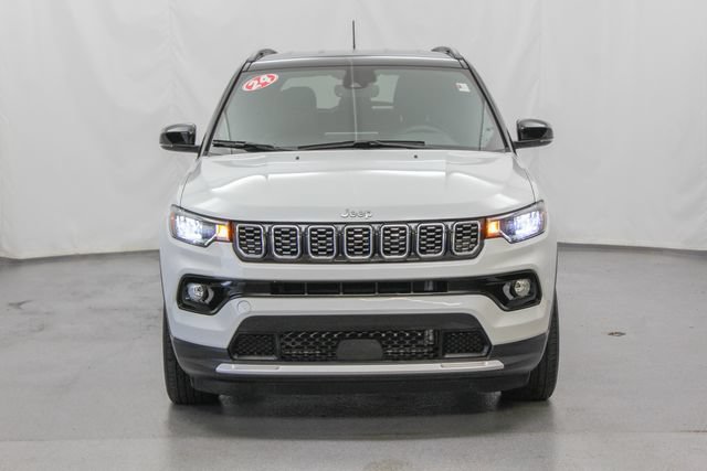 Used 2024 Jeep Compass Limited AWD/4WD image 4