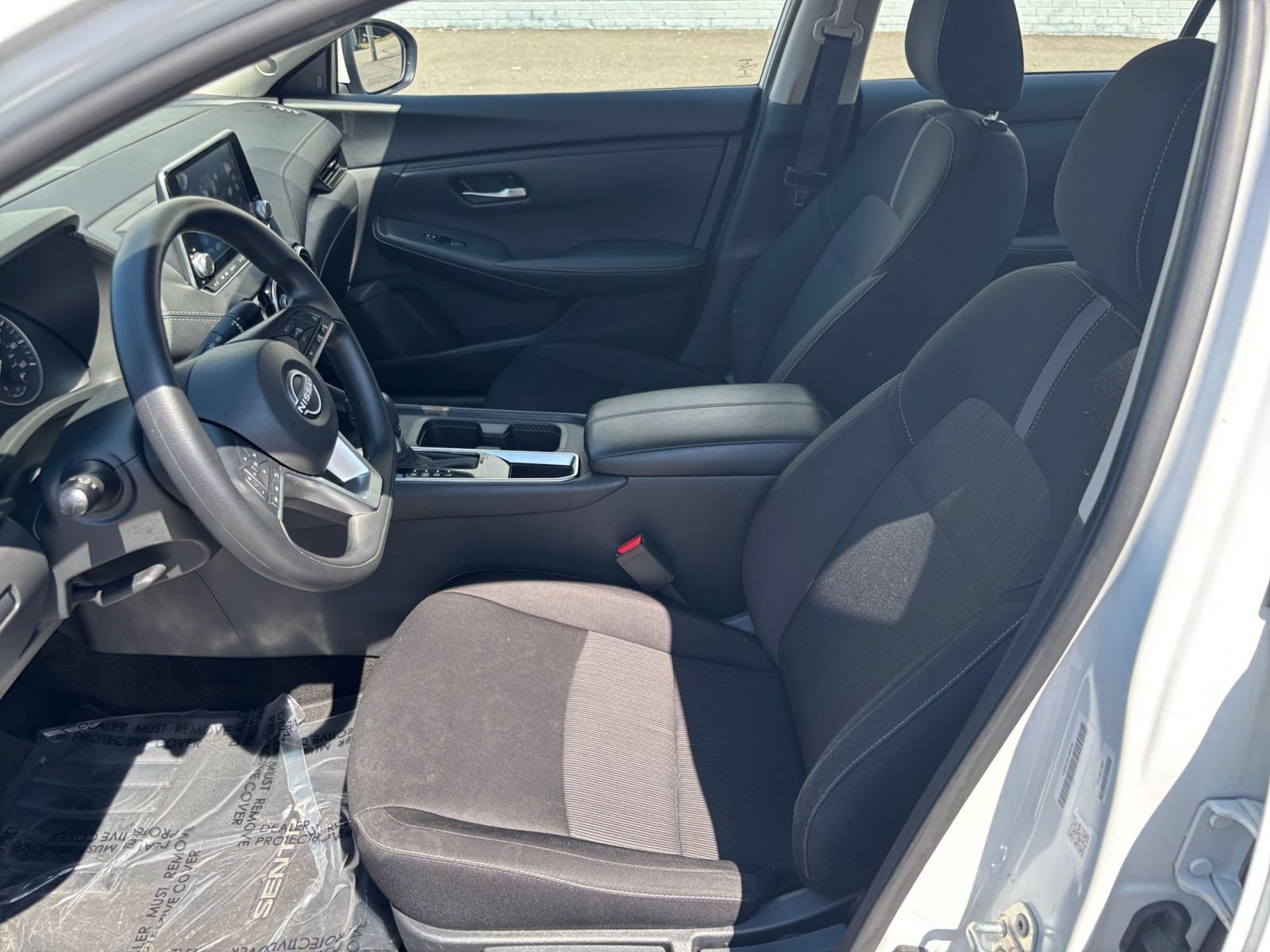 Used 2025 Nissan Sentra SV FWD image 21