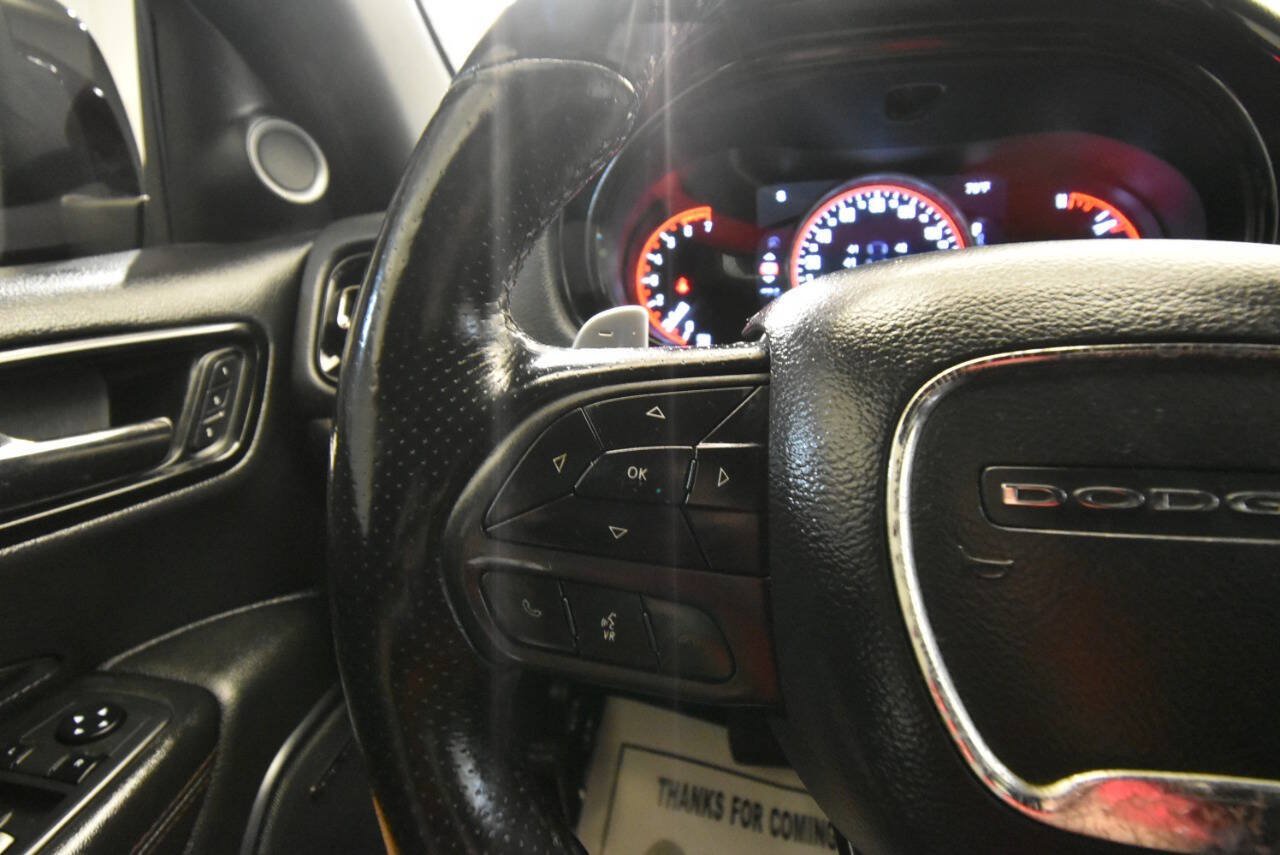Used 2021 Dodge Durango R/T w/ Tow 'N Go Package AWD/4WD image 31