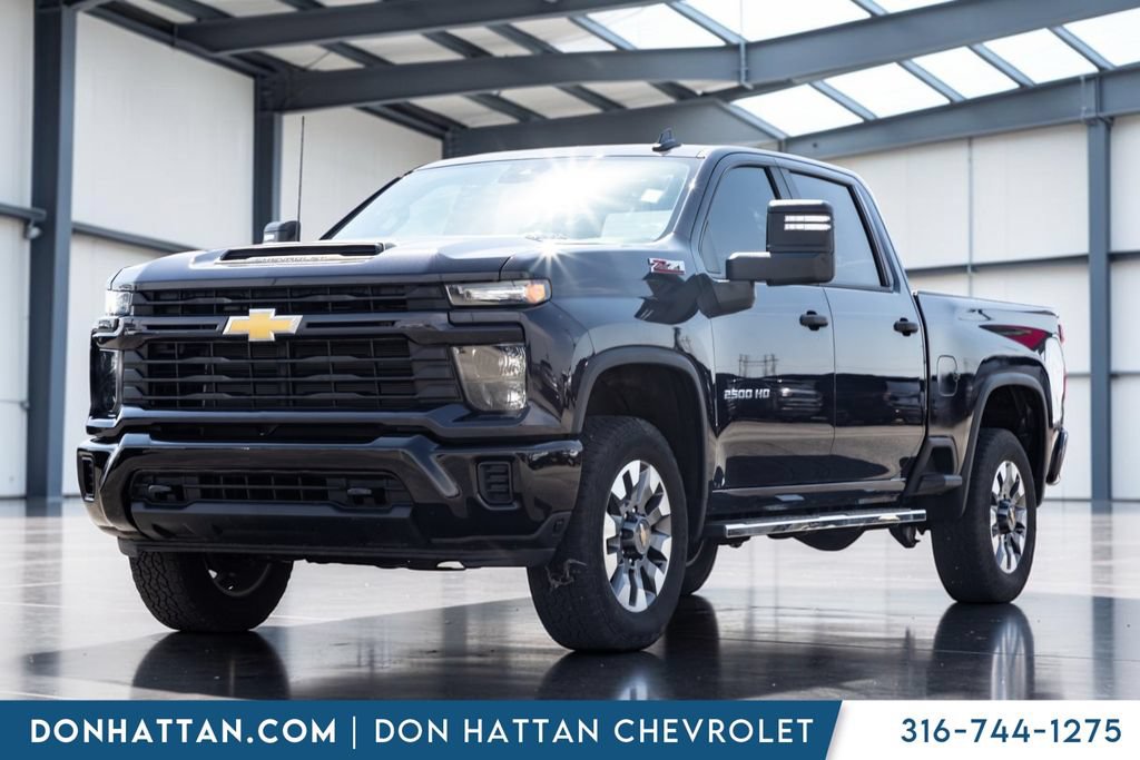 Used 2024 Chevrolet Silverado 2500 Custom w/ Custom Value Package