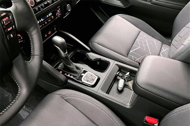 New 2026 Nissan Frontier SV image 8