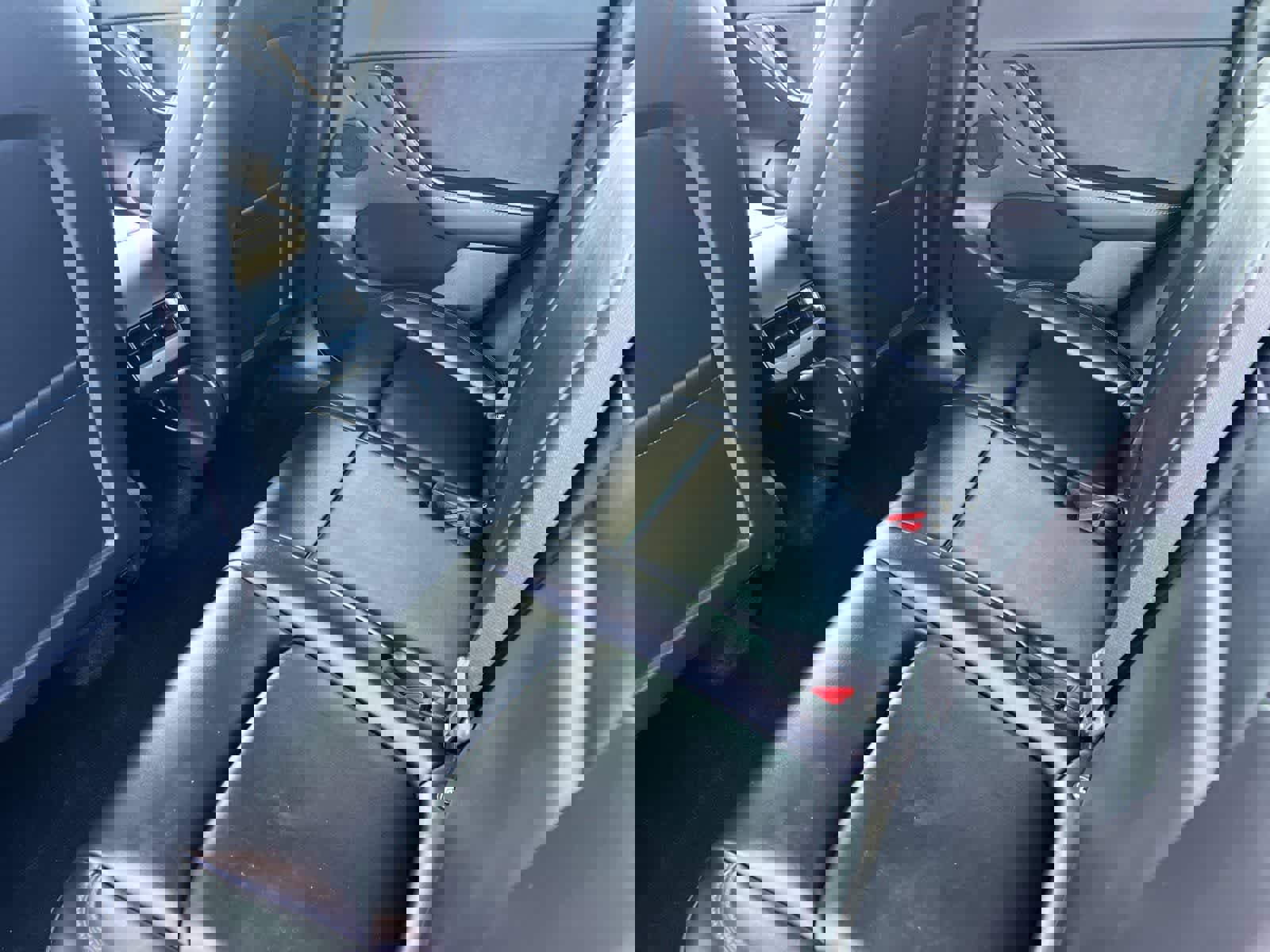 Used 2022 Tesla Model Y Performance image 5