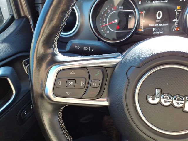 Used 2022 Jeep Wrangler Unlimited Rubicon w/ Steel Bumper Group AWD/4WD image 18