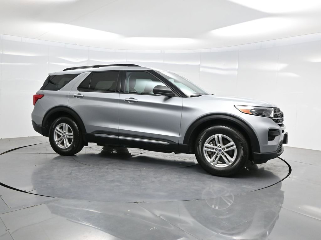 Used 2022 Ford Explorer XLT RWD image 58