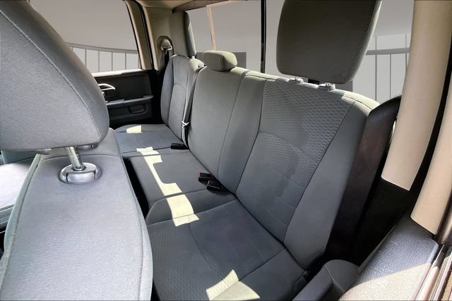 Used 2015 RAM 1500 Classic SLT RWD image 19