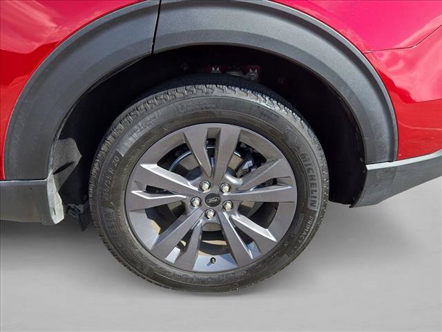 Used 2023 Ford Explorer XLT w/ Equipment Group 202A RWD image 13